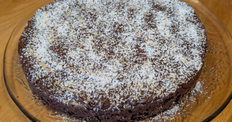 Piemontesischer Haselnusskuchen